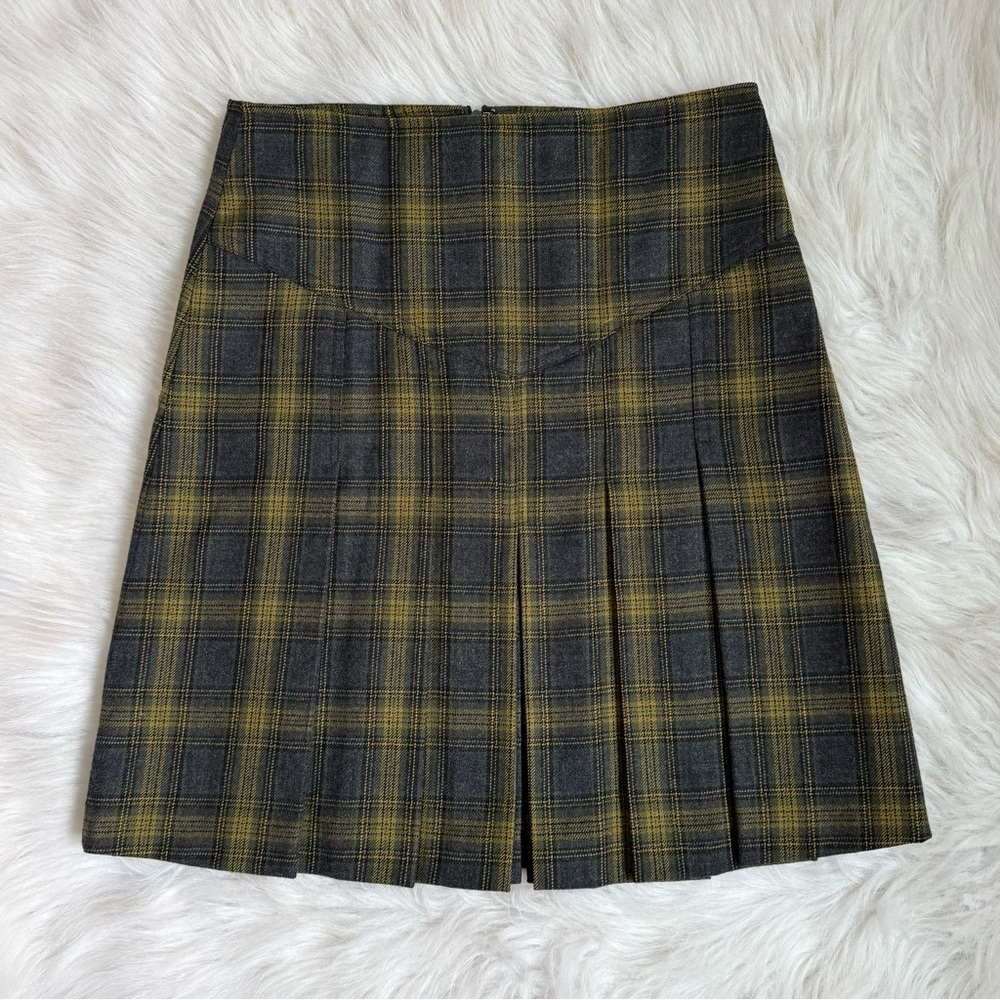 Authentic dolce&gabbana plaid pleated skirt